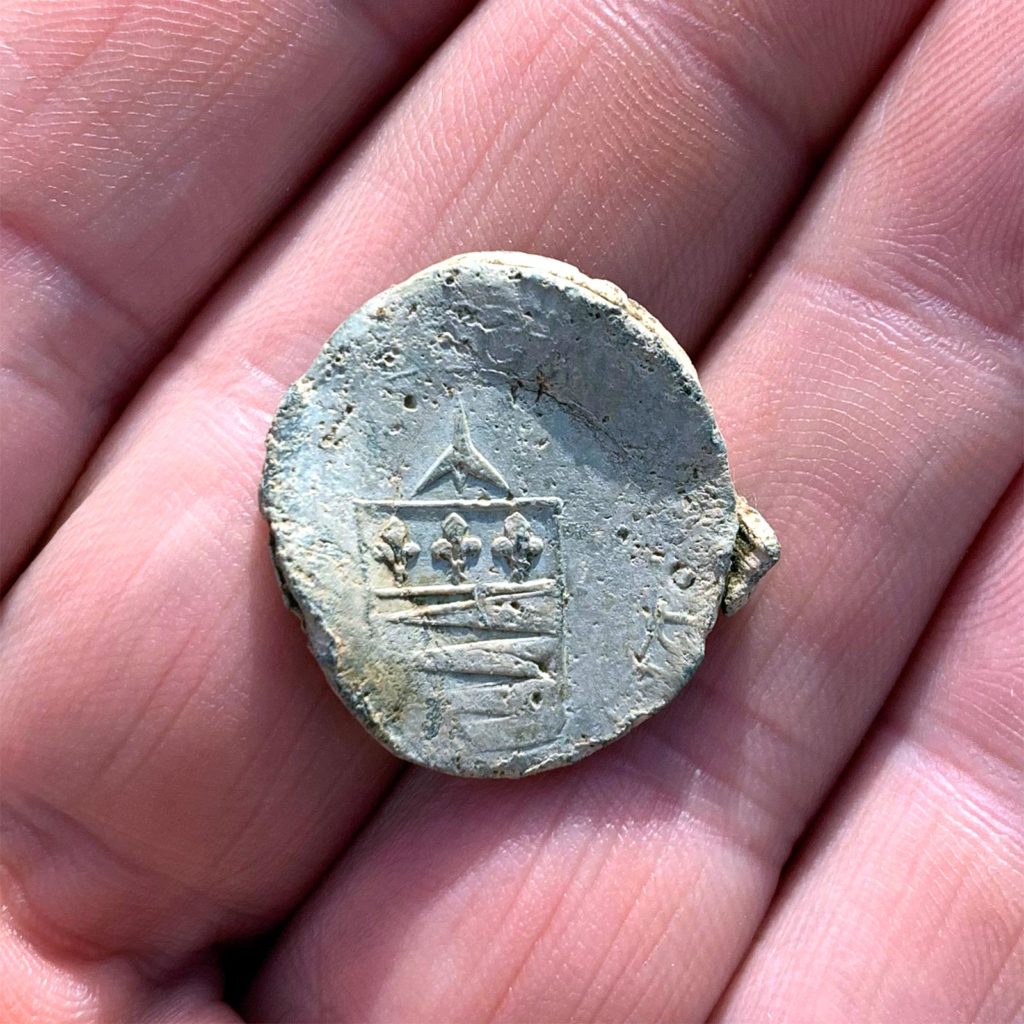 Lead Cloth Seal