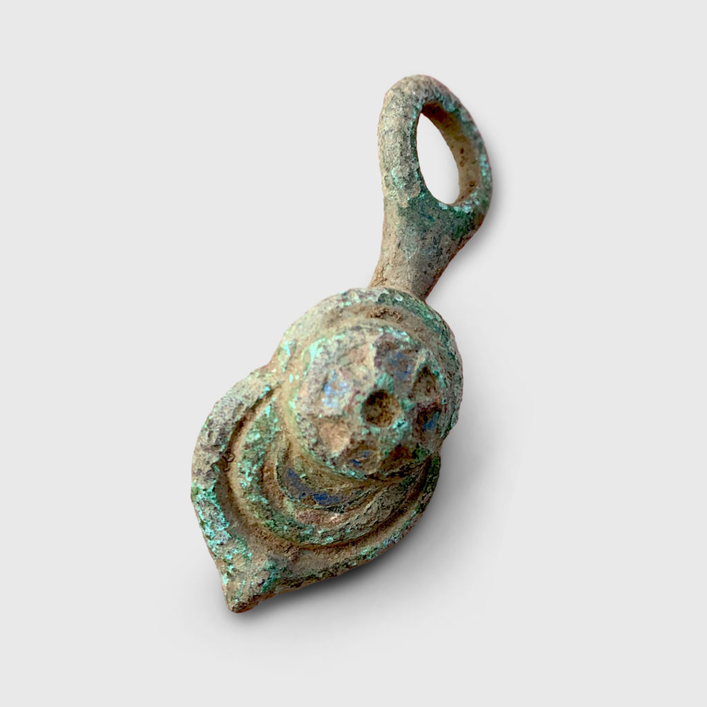 Celtic loop & toggle fastener