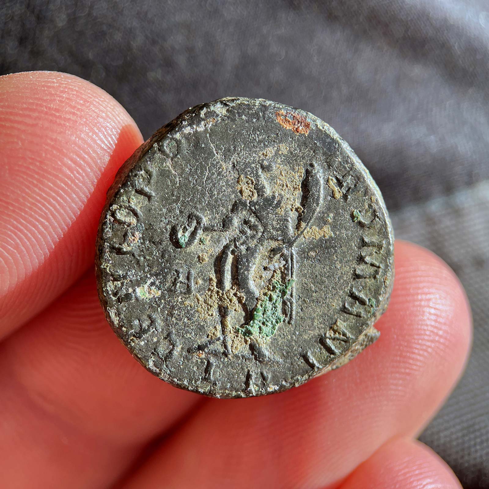 Fake Roman Reverse